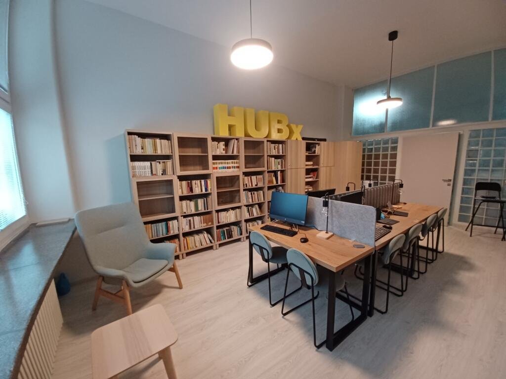 hdimgfb79ad734fd734c93e757eadd1e1d6